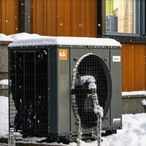 Read more about the article How Hyper-Heat Pumps Maintain Efficiency in Sub-Zero Temps