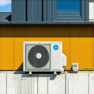 Read more about the article How SEER2 compliant upgrades help lower monthly cooling expenses