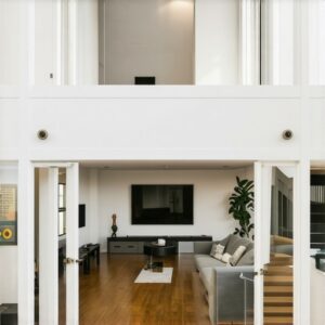 Read more about the article How to Maximize Efficiency in a Home With High Ceilings